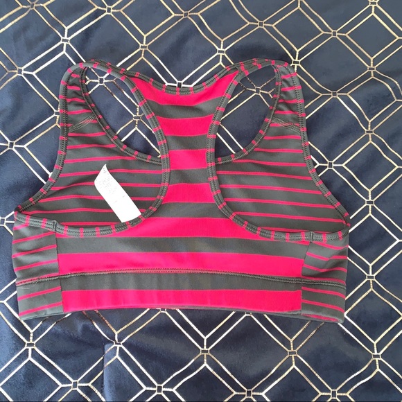 DRI-FIT - Picture 5 of 6